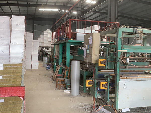 彩鋼板的特性是什么？